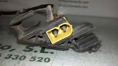 Peça sobressalente para automóvel em segunda mão puxador exterior traseiro direito por bmw serie 3 compacto (e36) 316i referências oem iam 51211960801  51211977669