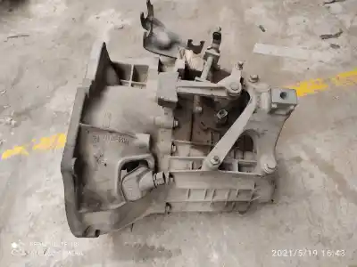 Second-hand car spare part gearbox for ford focus berlina (cap) ghia oem iam references 3m5r 7002 yf  