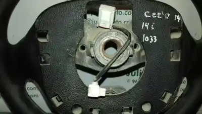 Second-hand car spare part steering wheel for kia cee´d concept oem iam references 0060015799  