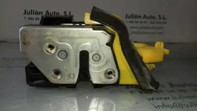 Second-hand car spare part left front door lock for kia cee´d drive oem iam references 81310a2100  81310a2100jgd