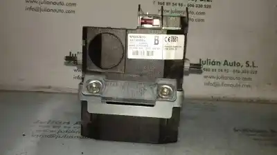 Peça sobressalente para automóvel em segunda mão Módulo Eletrônico por VOLVO XC90 2.4 D Momentum Geartronic (7 Sitze) Referências OEM IAM 30732405  82604W49