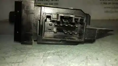 Peça sobressalente para automóvel em segunda mão botão / interruptor elevador vidro dianteiro direito por volvo xc90 2.4 d momentum geartronic (7 sitze) referências oem iam 5586n3rua  30746075