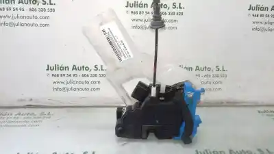 Second-hand car spare part rear right door lock for kia cee´d drive oem iam references 81420a2100  