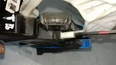 Second-hand car spare part rear right door lock for kia cee´d drive oem iam references 81420a2100  