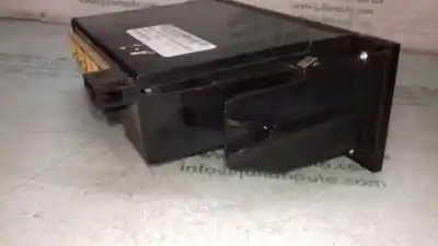 Peça sobressalente para automóvel em segunda mão comando de sofagem (chauffage / ar condicionado)  por audi a2 (8z) 1.4 tdi (55kw) referências oem iam 8z0820043  5hb00818500