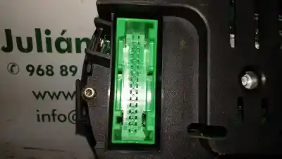 Peça sobressalente para automóvel em segunda mão quadrante por audi a2 (8z) 1.4 tdi (55kw) referências oem iam 110080020001  81117994