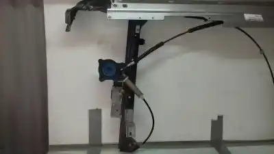 Peça sobressalente para automóvel em segunda mão elevador de vidros dianteiro direito por bmw mini (r56) one referências oem iam 8820012 mo9524 rm09976016