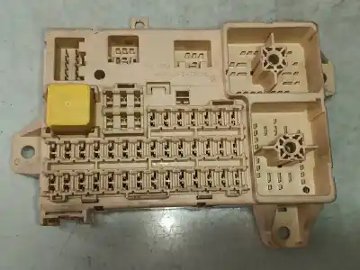 Second-hand car spare part fuse box unit for jaguar s-type 3.0 v6 24v cat oem iam references xr8t14a067ba  0331992