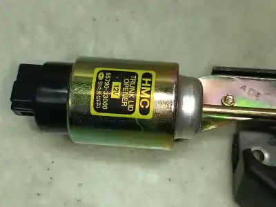 Second-hand car spare part trunk lock for kia opirus básico oem iam references 9579033000  