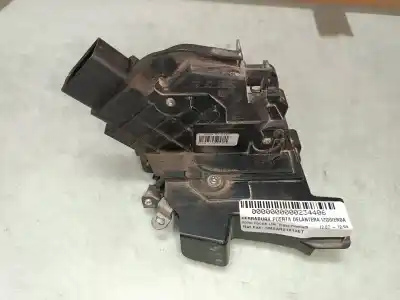 Peça sobressalente para automóvel em segunda mão fechadura da porta dianteira esquerda por ford focus lim. (cb4) titanium referências oem iam 3m5ar21813et  