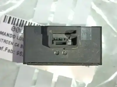 Peça sobressalente para automóvel em segunda mão trocar por citroen c4 berlina collection referências oem iam 96366692xt  