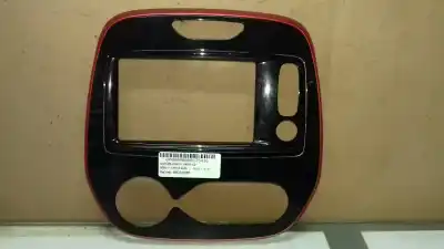 Pezzo di ricambio per auto di seconda mano IMPIANTO AUDIO / RADIO CD per RENAULT CAPTUR  Riferimenti OEM IAM 682701605R  