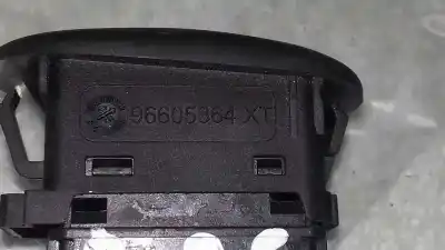 Second-hand car spare part right front power window switch for citroen c3 1.1 collection oem iam references 96605364xt  