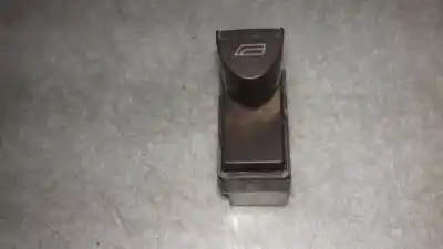 Peça sobressalente para automóvel em segunda mão BOTÃO / INTERRUPTOR ELEVADOR VIDRO DIANTEIRO ESQUERDO por FIAT MULTIPLA (186)  Referências OEM IAM B569  