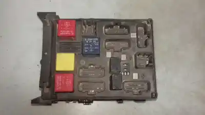 Gebrauchtes Autoersatzteil RELAIS SICHERUNGSKASTEN Multifunktionsrelais zum RENAULT LAGUNA II (BG0)  OEM-IAM-Referenzen 518095419 160102 052508