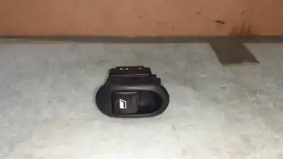 Second-hand car spare part Right Front Power Window Switch for CITROEN C2 Furio OEM IAM references 30054 96605364XT PA66GF15