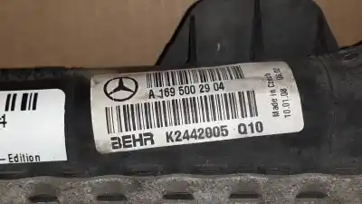 Pezzo di ricambio per auto di seconda mano radiatore d acqua per mercedes clase a (w169) a 180 cdi a-edition riferimenti oem iam a1695002904  