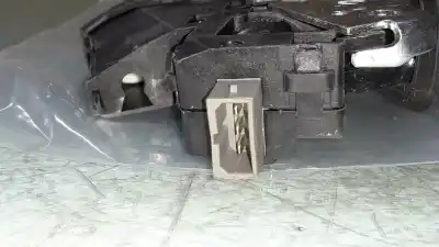 Second-hand car spare part trunk lock for audi a4 berlina (b8) basis oem iam references 4e0827645a  4f5827505d