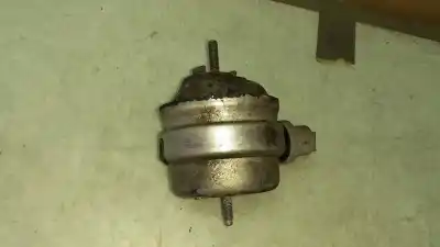 Second-hand car spare part left engine support for audi a4 berlina (8e) 2.0 tdi oem iam references 8e0199382  