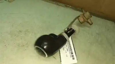 Pezzo di ricambio per auto di seconda mano POMELLO DELLA LEVA DEL CAMBIO per OPEL CORSA D  Riferimenti OEM IAM 009123061 5 VELOCIDADES 