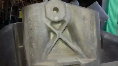 Second-hand car spare part complete engine for renault clio iii authentique oem iam references k9k766  k9kt766