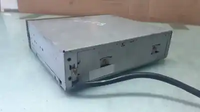 Second-hand car spare part audio system / radio cd for toyota corolla (e11) 1.4 linea terra oem iam references tm0561  cxcs0820f