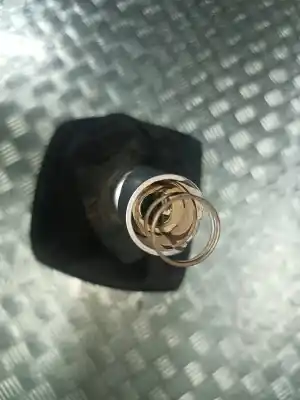 Second-hand car spare part gear lever trim for smart coupe pulse oem iam references 4729031000  hkr4090001002