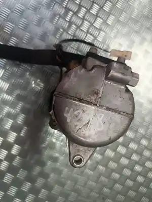 Second-hand car spare part air conditioning compressor for microcar mc2  oem iam references 70008311  r12r134a