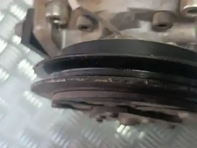 Second-hand car spare part air conditioning compressor for microcar mc2  oem iam references 70008311  r12r134a