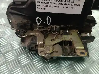 Автозапчастина б/у замок передній праві двері для seat toledo (1m2) select посилання на oem iam   