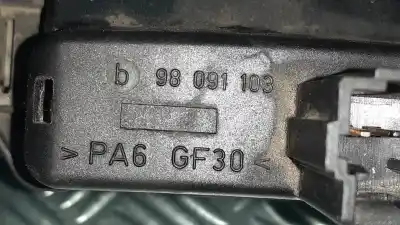 Second-hand car spare part tailgate back door handle for renault kangoo dynamique oem iam references 82004947807 305163 306657