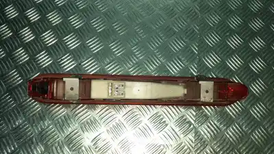 Second-hand car spare part central brake light for renault kangoo dynamique oem iam references 89071180sg 89071177ag 439496dag