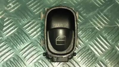 Peça sobressalente para automóvel em segunda mão BOTÃO / INTERRUPTOR ELEVADOR VIDRO DIANTEIRO DIREITO por MERCEDES-BENZ CLASE C (W203) SPORTCOUPE  Referências OEM IAM A2038200210  