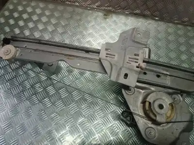 Second-hand car spare part driver left window regulator for dacia duster ambiance 4x2 oem iam references 807210751r  9030320c