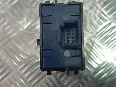 Second-hand car spare part switch for dacia duster ambiance 4x2 oem iam references 251b43430r  