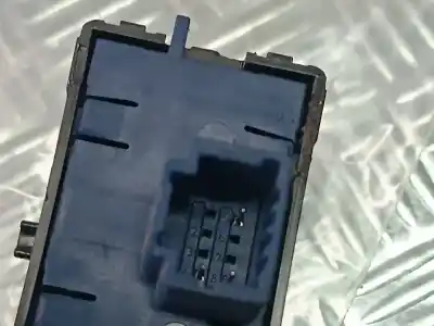 Second-hand car spare part switch for dacia duster ambiance 4x2 oem iam references 251b43430r  