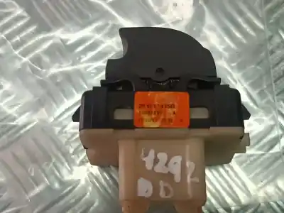 Pezzo di ricambio per auto di seconda mano interruttore alzacristalli anteriore destro per dacia duster ambiance 4x2 riferimenti oem iam 254217475r  