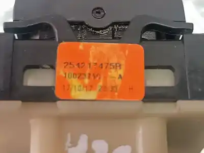 Pezzo di ricambio per auto di seconda mano interruttore alzacristalli anteriore destro per dacia duster ambiance 4x2 riferimenti oem iam 254217475r  