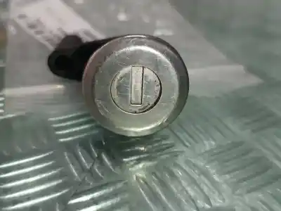 Second-hand car spare part ignition switch for dacia duster ambiance 4x2 oem iam references n0502060b01  g7687c478