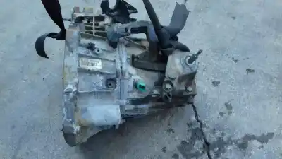 Second-hand car spare part gearbox for dacia duster ambiance 4x2 oem iam references tl8005 6 velocidades tl8b005b215856