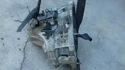 Second-hand car spare part gearbox for dacia duster ambiance 4x2 oem iam references tl8005 6 velocidades tl8b005b215856