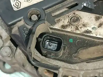 Tweedehands auto-onderdeel alternator voor dacia duster ambiance 4x2 oem iam-referenties 231000788r tg15c230 2711343b