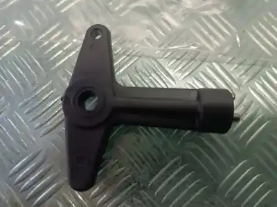 Peça sobressalente para automóvel em segunda mão chave de roda por renault megane ii berlina 5p authentique referências oem iam 7700422600  