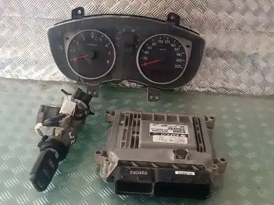 Pièce détachée automobile d'occasion CALCULATEUR MOTEUR ECU pour HYUNDAI I20  Références OEM IAM 3911003256  940061J160