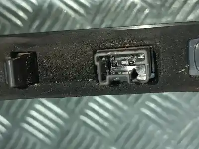 Автозапчастина б/у центральний гампов для citroen c4 picasso attraction посилання на oem iam 9688016380a  9800412680c