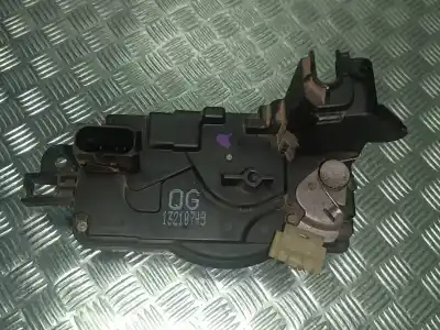 Second-hand car spare part front right door lock for opel astra gtc cosmo oem iam references 13210749  