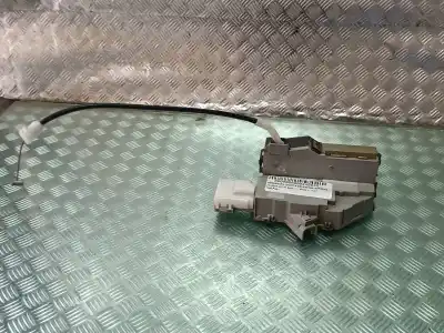 Peça sobressalente para automóvel em segunda mão fechadura da porta dianteira direita por peugeot 407 st sport referências oem iam 