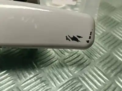 Peça sobressalente para automóvel em segunda mão puxador exterior frente direito por dacia duster ambiance 4x2 referências oem iam 806068948r  