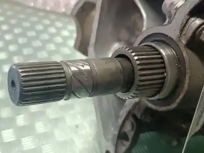 Second-hand car spare part transfer box for dacia duster ambiance 4x2 oem iam references 8200988059 f59580 8200988060