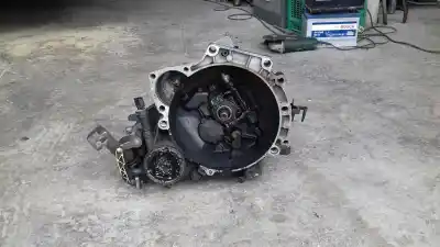 Recambio de automóvil de segunda mano de CAJA CAMBIOS para VOLKSWAGEN POLO BERLINA (6N2)  referencias OEM IAM ESY  